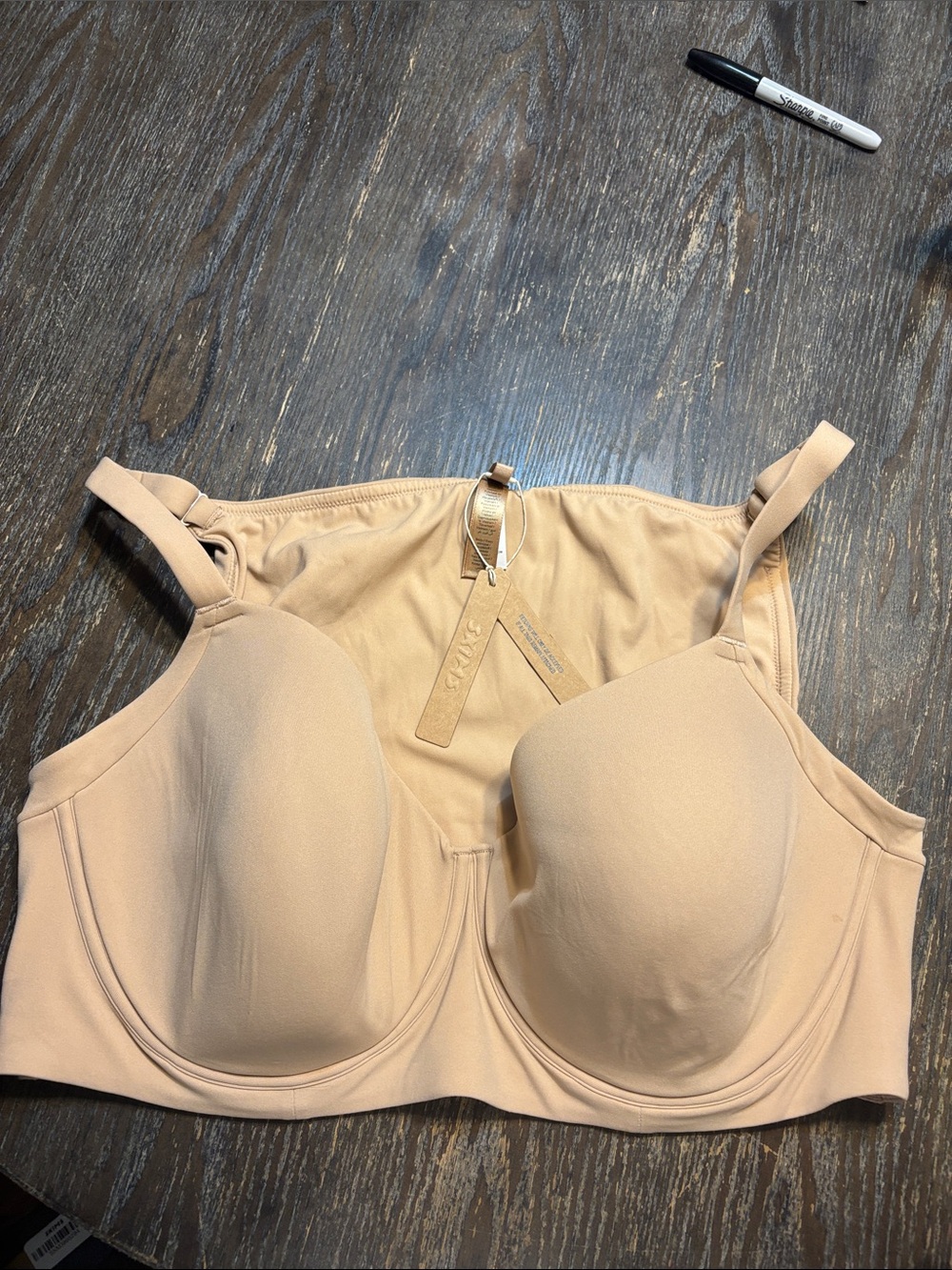 Seamless Fits everybody full coverage back smoybra clay 42DD NWT